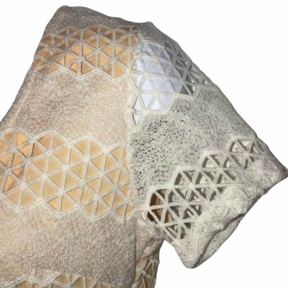 NWT Missguided Geometric Lace Crochet Dress 8 - Picture 3 of 8